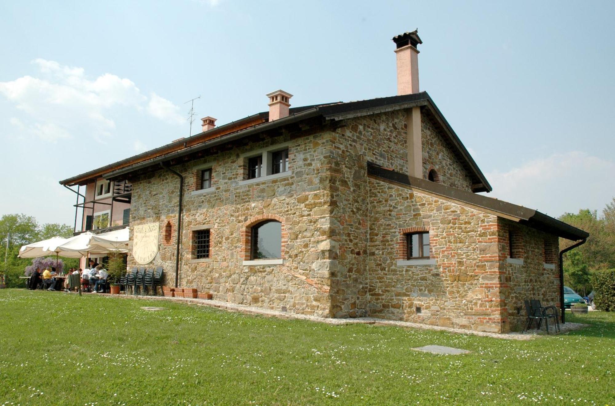 Agriturismo Scacciapensieri Buttrio Exterior foto